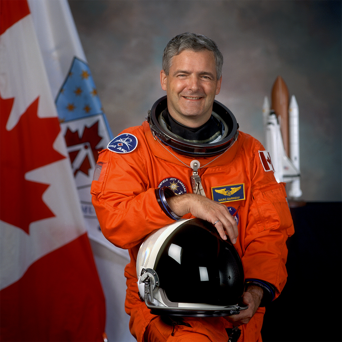 Marc Garneau STS-97 mission portrait (NASA)